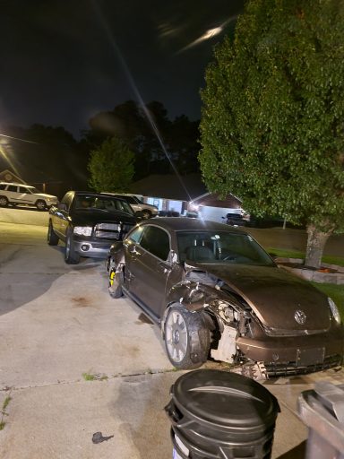 2012 vw beetle front view damage